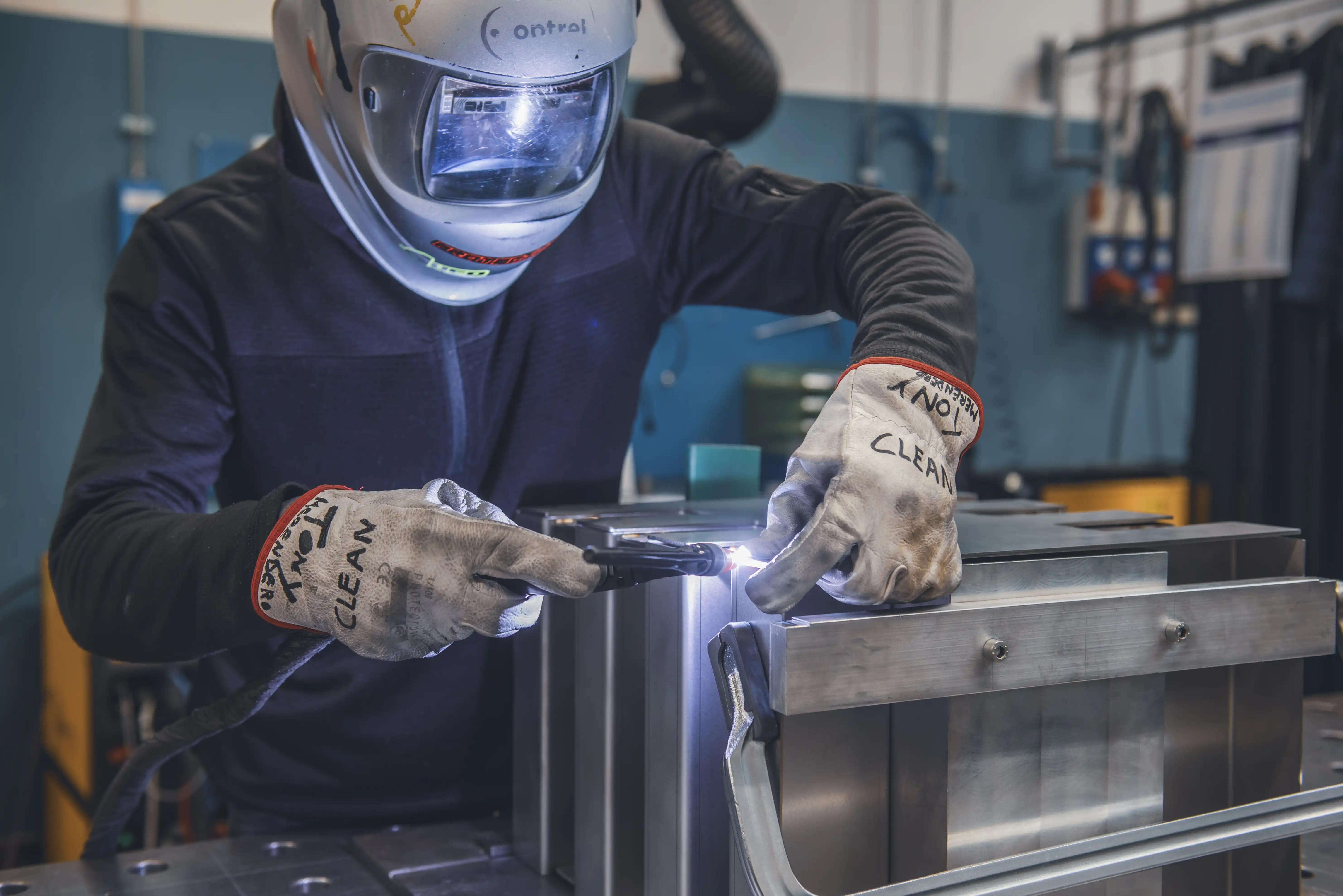 Lavorazione meccanica su centro di lavoro